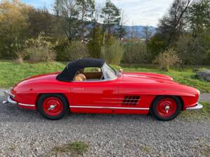 Image 5/28 of Mercedes-Benz 300 SL Roadster (1960)