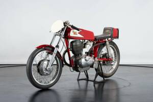 Imagen 2/50 de Moto Morini Tresette Sprint (1958)