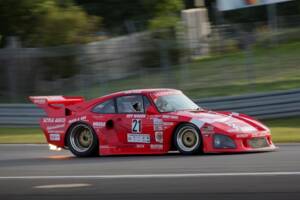 Imagen 6/21 de Porsche 935 K3 Kremer Racing (1979)