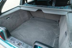 Image 27/50 of BMW 316i Touring (1993)