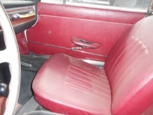 Image 25/44 of FIAT 1500 (1960)