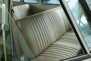 Image 24/47 of Volkswagen T1 minibus (1961)