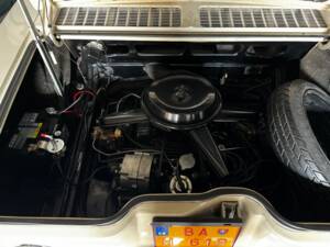 Image 13/13 of Chevrolet Corvair Monza (1965)