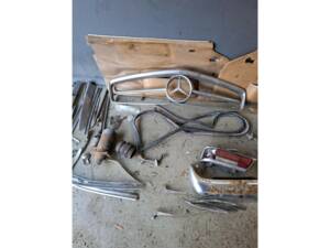 Image 40/50 de Mercedes-Benz 230 SL (1964)
