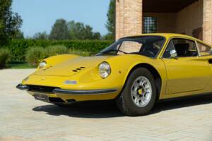 Image 30/50 of Ferrari Dino 246 GT (1971)
