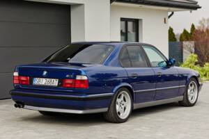Immagine 23/74 di BMW M5 (1992)