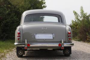 Imagen 3/39 de Mercedes-Benz 190 (1957)