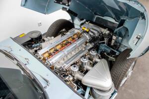 Bild 26/28 von Jaguar E-Type 4.2 (1965)