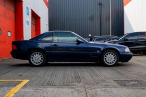 Image 25/44 de Mercedes-Benz SL 320 (1996)