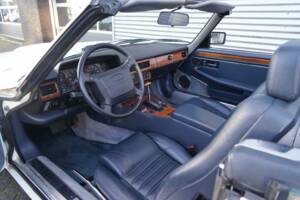 Bild 2/8 von Jaguar XJS 5.3 V12 (1992)