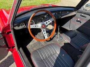 Afbeelding 5/18 van MG MGB GT (1967)
