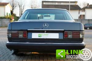 Image 5/10 of Mercedes-Benz 420 SE (1988)