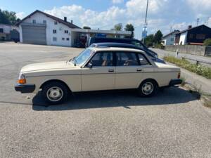 Bild 7/54 von Volvo 240 Diesel (1982)