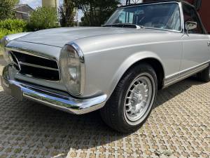 Image 10/25 of Mercedes-Benz 230 SL (1965)