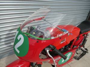 Immagine 6/43 di Ducati 250 Mark 3 (1970)