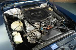 Image 19/19 of Mercedes-Benz 450 SL (1976)