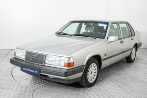 Bild 17/50 von Volvo 940 2.3i (1996)