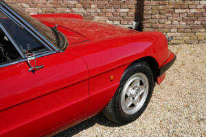 Image 30/50 of Alfa Romeo 2.0 Spider (1990)