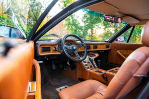 Image 27/61 of De Tomaso Pantera GT5 (1984)