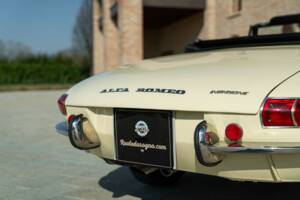 Image 23/50 of Alfa Romeo 1750 Spider Veloce (1969)