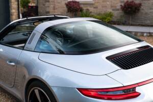 Bild 29/50 von Porsche 911 Targa 4S (2016)