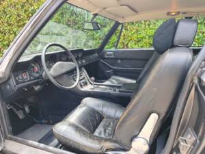 Bild 4/25 von Jensen Interceptor  MK III (1973)