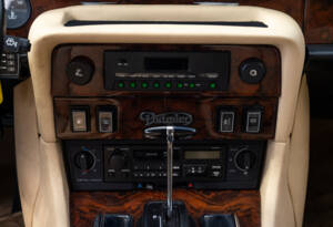 Bild 18/23 von Daimler Double Six (1992)