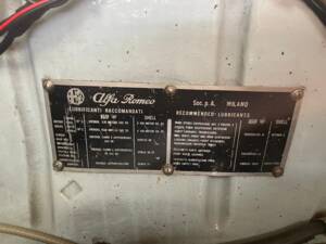 Image 30/87 of Alfa Romeo Giulietta TI (1963)