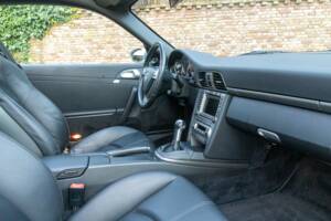 Image 32/50 of Porsche 911 Carrera (2007)