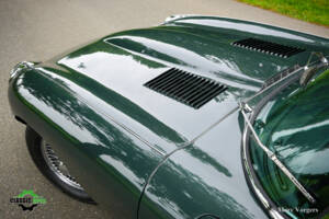 Image 32/61 de Jaguar Type E (2+2) (1969)