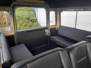 Immagine 9/29 di Land Rover 88 (1974)