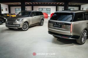 Image 1/25 of Land Rover Range Rover D350 (2022)