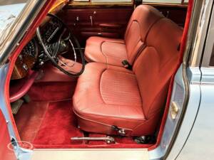 Bild 16/23 von Jaguar S-Type 3.8 (1965)