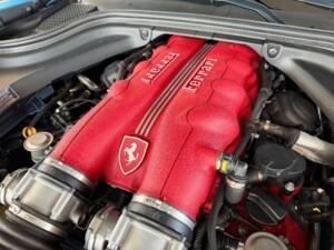 Immagine 32/42 di Ferrari California (2011)