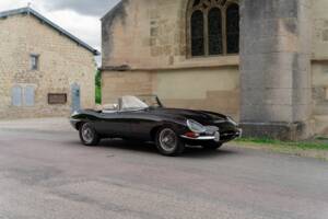Imagen 13/50 de Jaguar E-Type 4.2 (1967)
