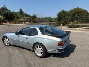 Image 12/98 of Porsche 944 Turbo S (1988)