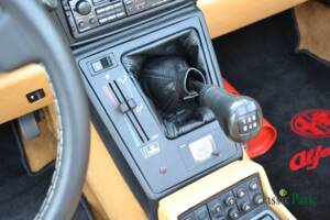 Image 47/50 of Alfa Romeo 2.0 Spider (1990)