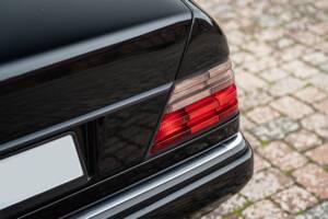 Image 19/83 de Mercedes-Benz E 220 (1996)