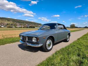 Image 5/28 of Alfa Romeo Giulia 1600 GTC (1966)