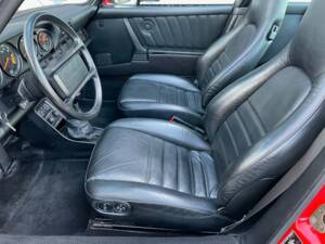 Afbeelding 10/20 van Porsche 911 Carrera 3.2 (1986)