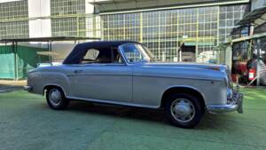 Image 51/61 de Mercedes-Benz 220 S Cabriolet (1957)