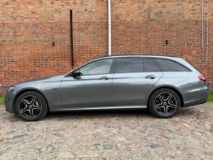 Bild 1/21 von Mercedes-Benz E 300 de T (2020)