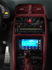 Image 24/28 of Mercedes-Benz CLK 200 Kompressor (2001)