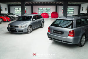 Image 1/25 of Audi RS4 Avant (2001)
