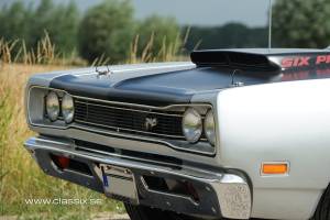 Image 8/26 of Dodge Coronet Super Bee (1969)