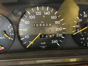 Image 12/20 de Mercedes-Benz 500 SEC SGS (1982)