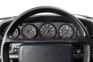 Bild 12/30 von Porsche 911 Carrera 4 (1990)