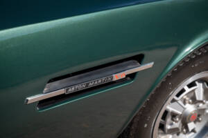 Image 5/12 of Aston Martin V8 (1973)