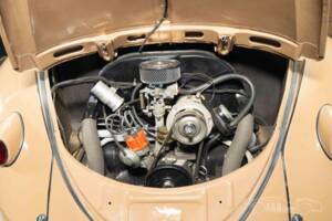 Immagine 19/19 di Volkswagen Maggiolino 1200 Export "Oval" (1957)