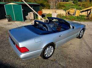 Bild 11/38 von Mercedes-Benz SL 500 (1998)